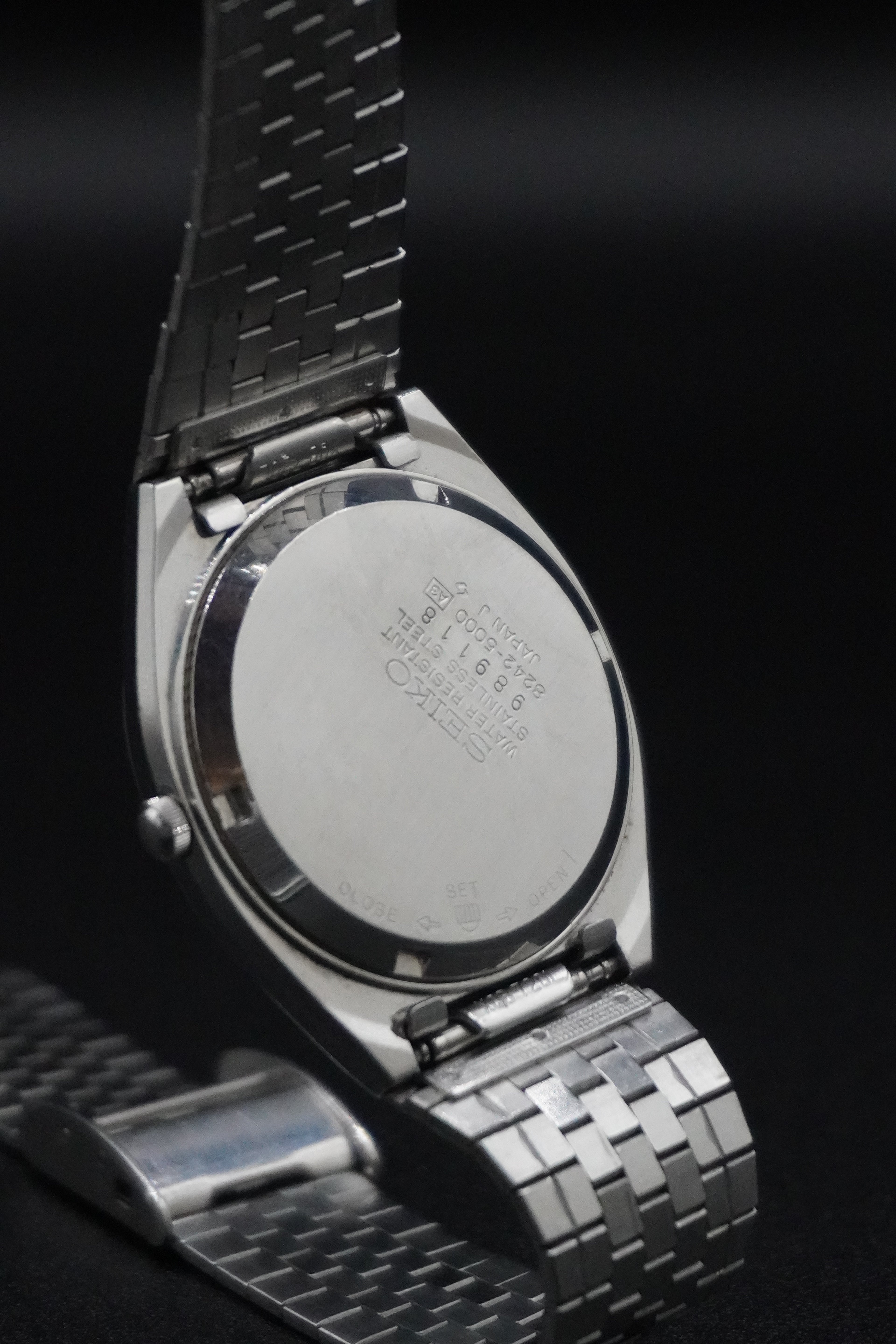 Vintage 70s Seiko Lord Quartz Date