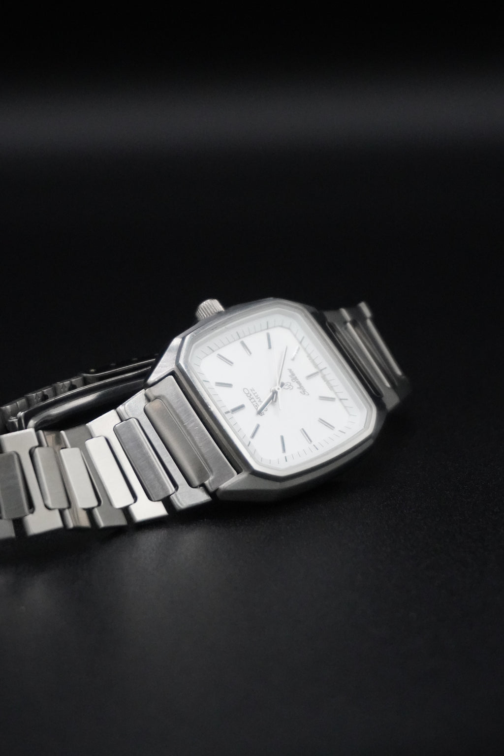 Vintage 80s Seiko Silver Wave Quartz