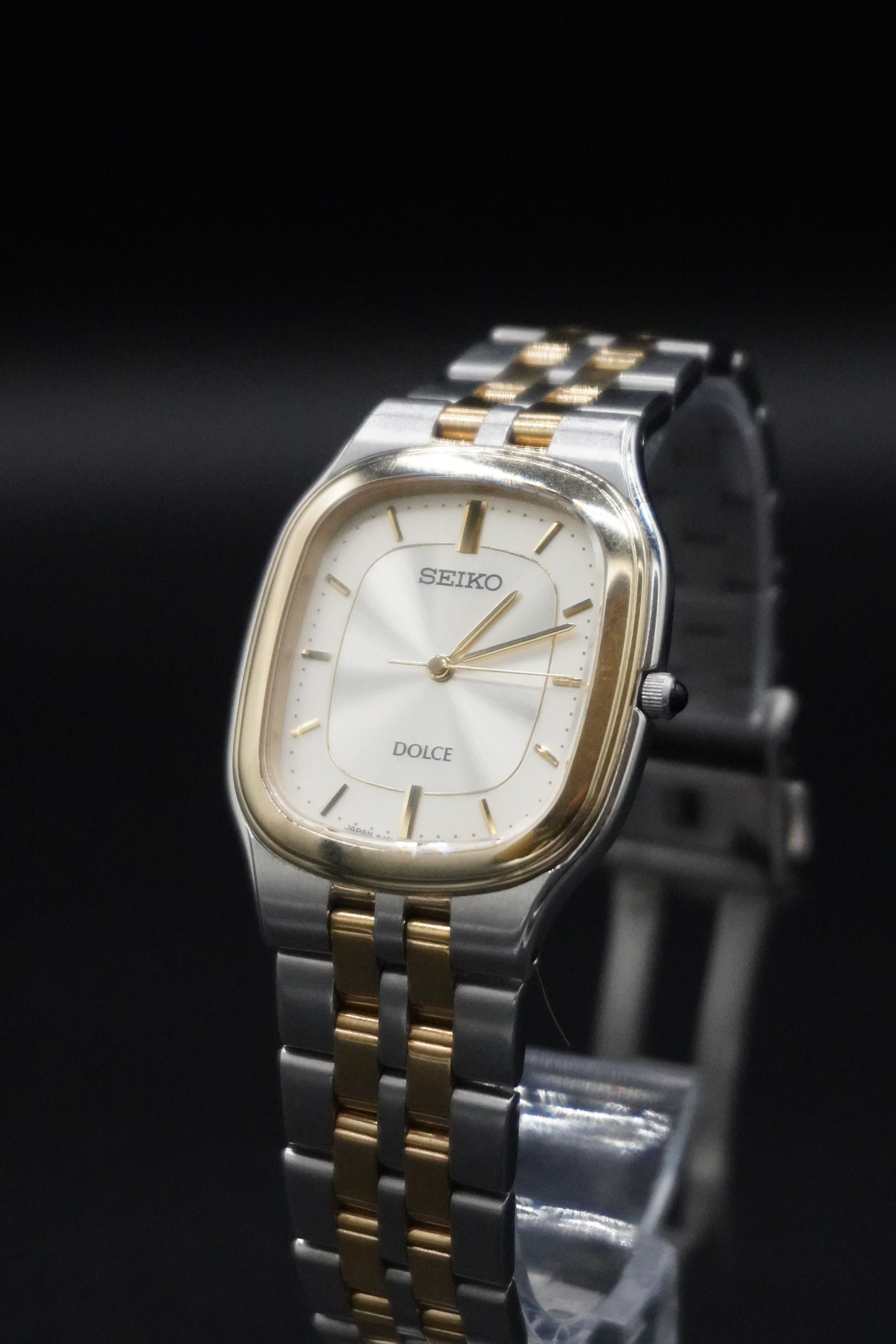 Vintage 90s Seiko Dolce