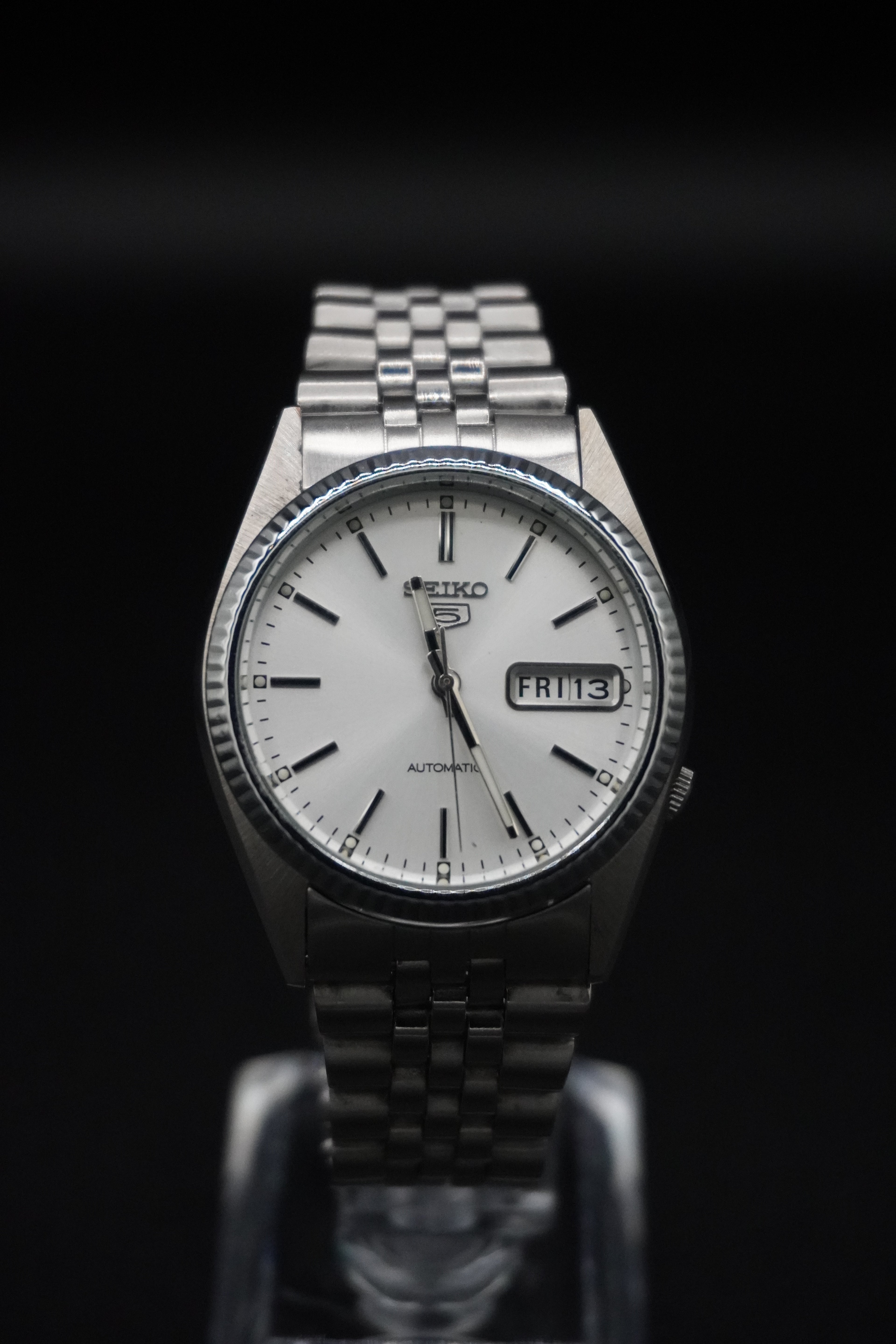 Vintage Seiko 5 Sports Silver Day Date