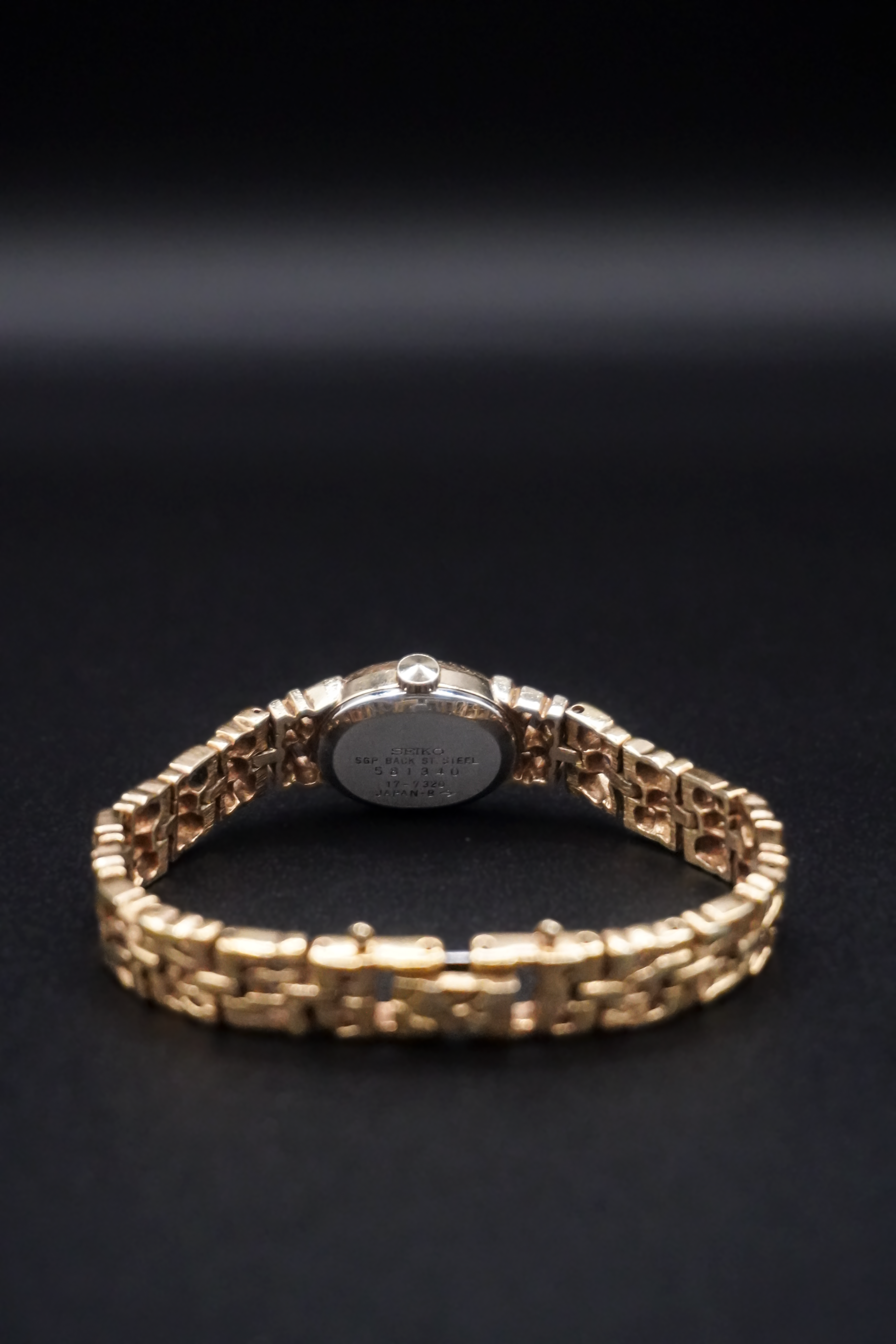 Vintage Seiko 20 Jewels “Ornate Bracelet”